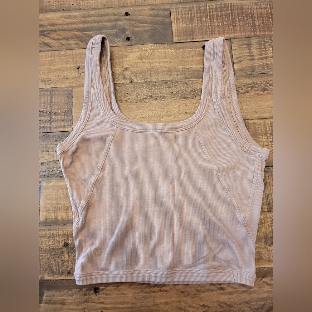 Hold tight cropped tank
